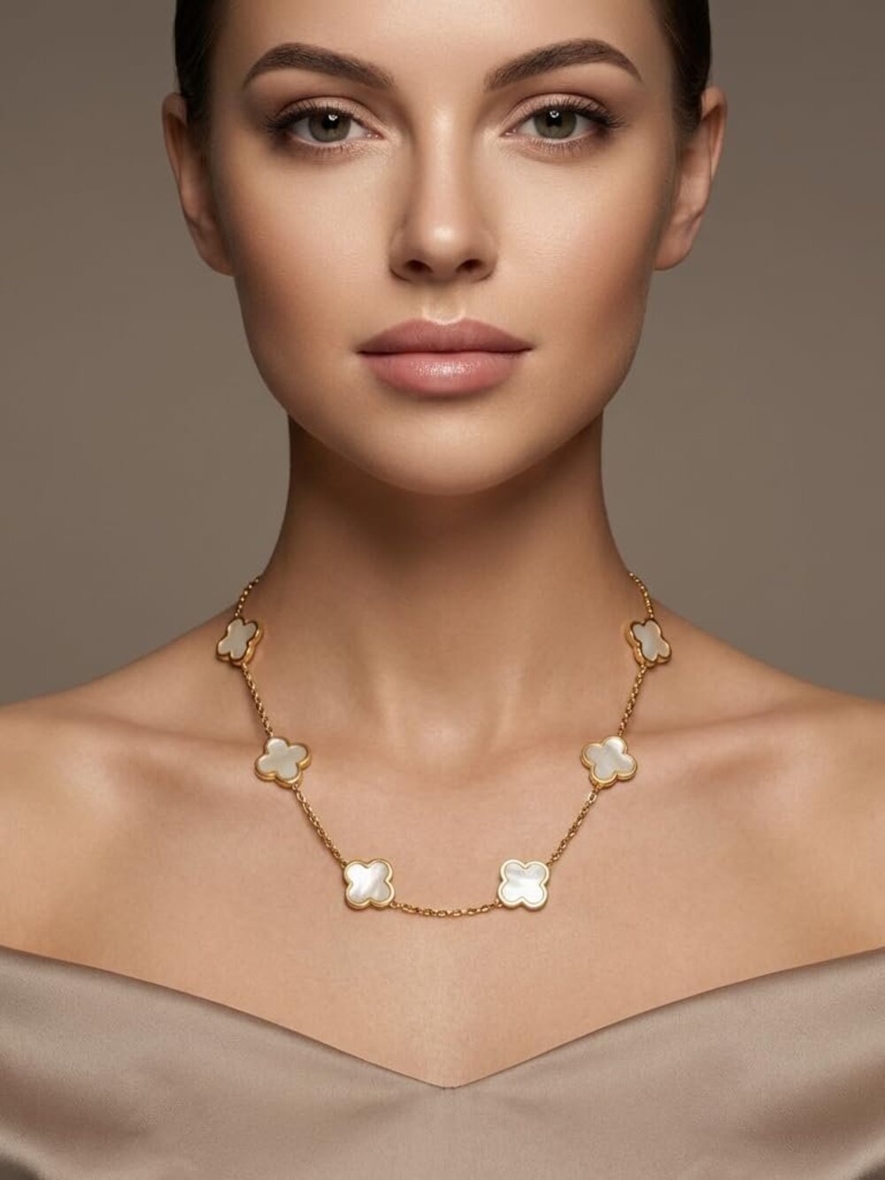 Four Leaf Clover Choker Necklace for Women | 18K Gold Plated Lucky 4 Leaf Jewelr - Picture 4 of 6